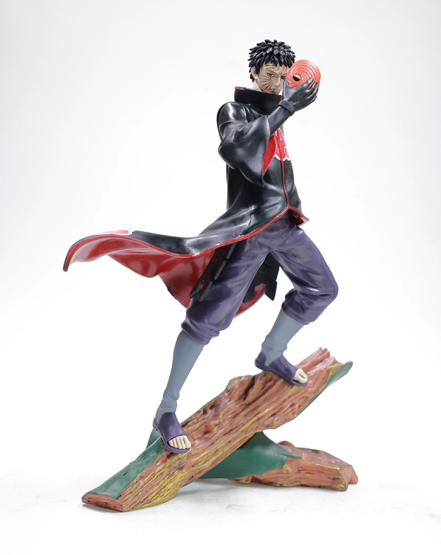 Obito on tree trunk - Naruto
