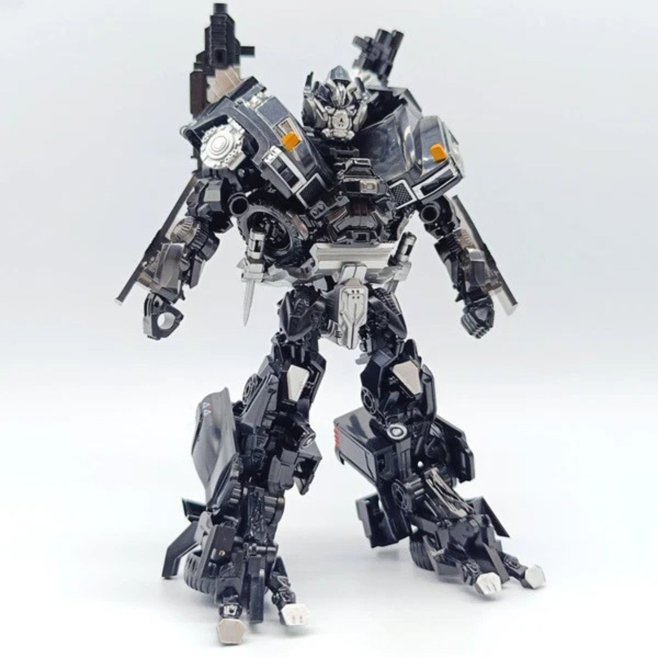 TW-1026B Ironhide Weapon Master (17 cm) | Baiwei