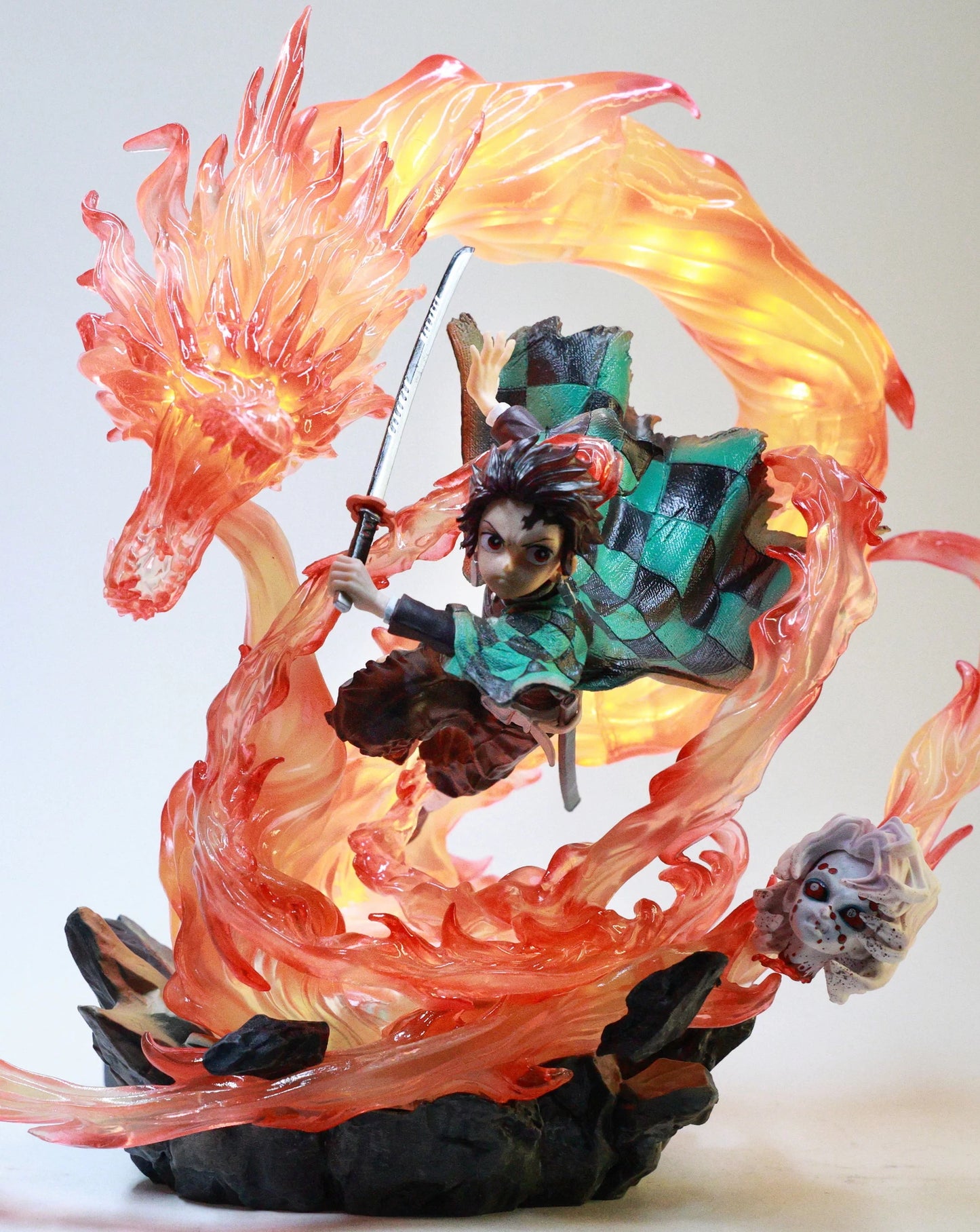 Tanjiro - Flaming Dragon - with LED lights