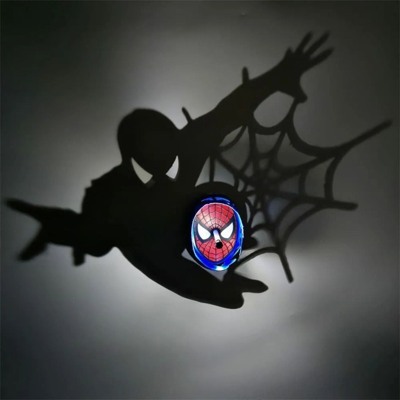Spiderman Shadow Wall Lamp (15 x 10 x 12)
