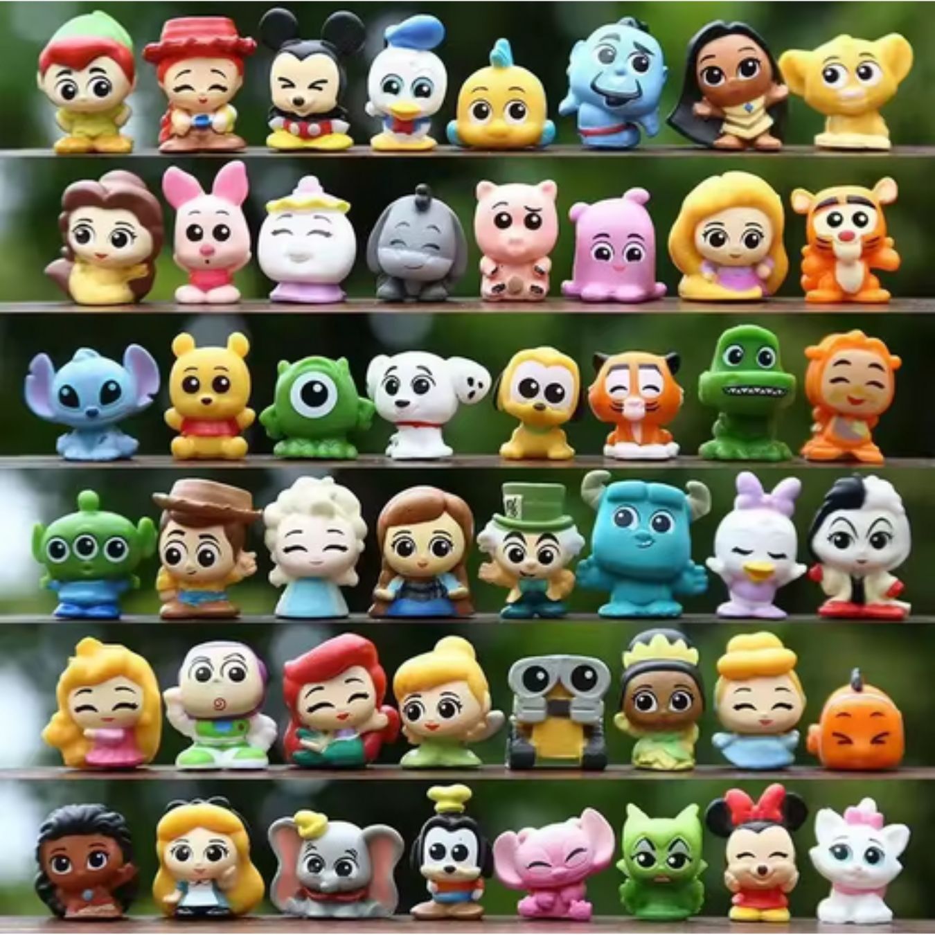 Disney Doorables - Set of 48 mini figures (2-3 cm)