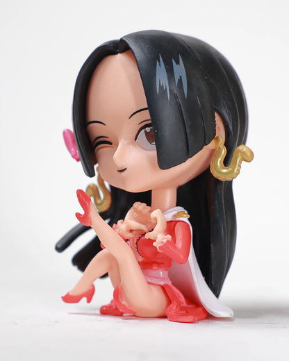 Boa sitting Chibi - One Piece