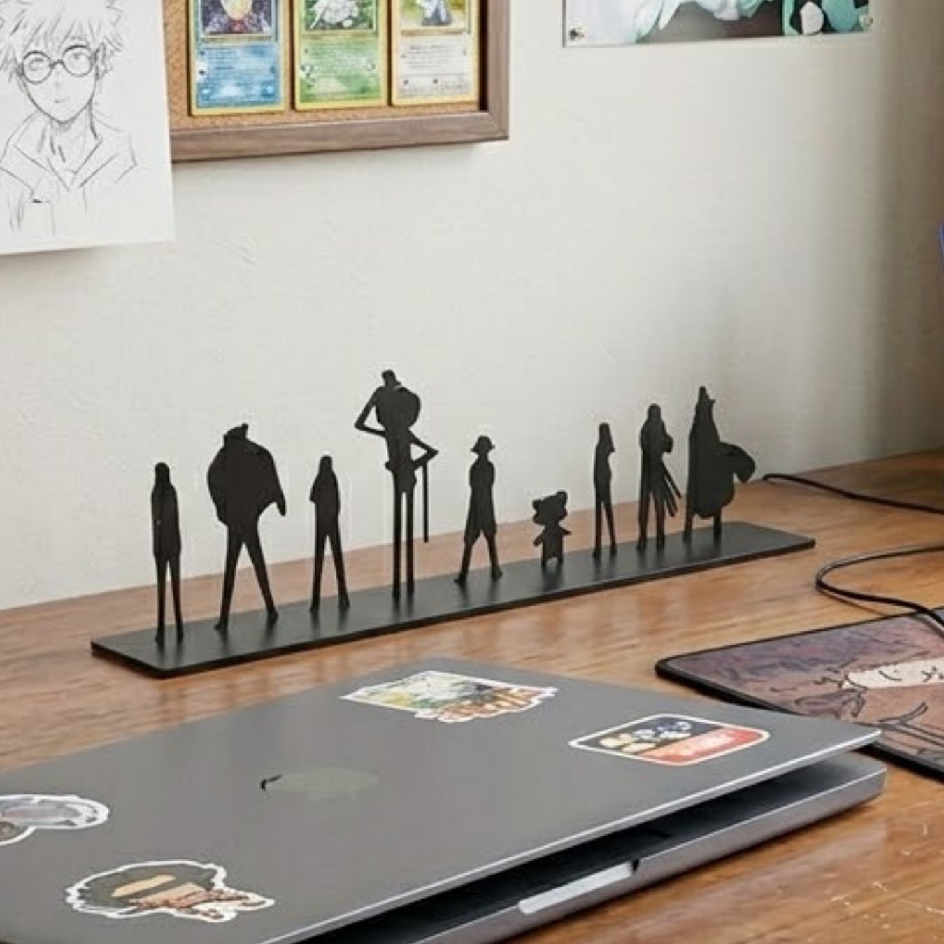 Straw Hats Pirates Silhouettes Tabletop (22 x 7 x4 cm) | One Piece