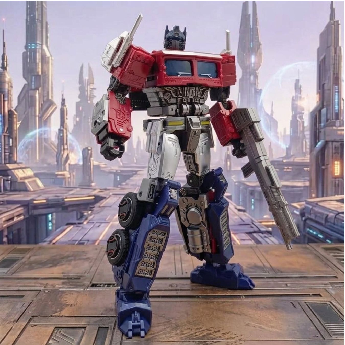 Commander Cybertron Convertible Action Figure (17 cm) | Rise of the Beasts