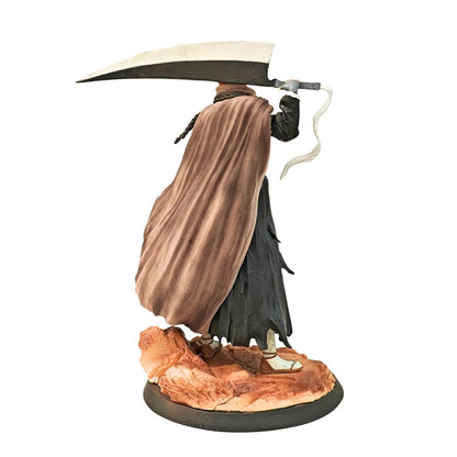 Ichigo Brandishing Sword (intricately detailed figure) | Bleach