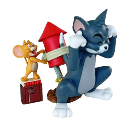 Fun with Fireworks | Tom & Jerry (4-7 cm)