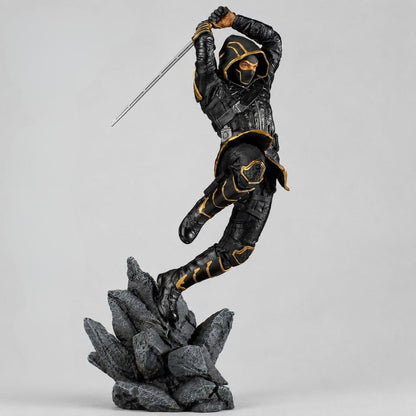Avengers - Endgame Ronin (Hawkeye) Collectible Figure (25 cm)