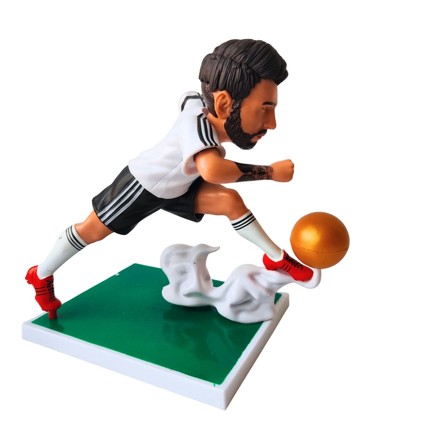 Messi in action (21 cm)