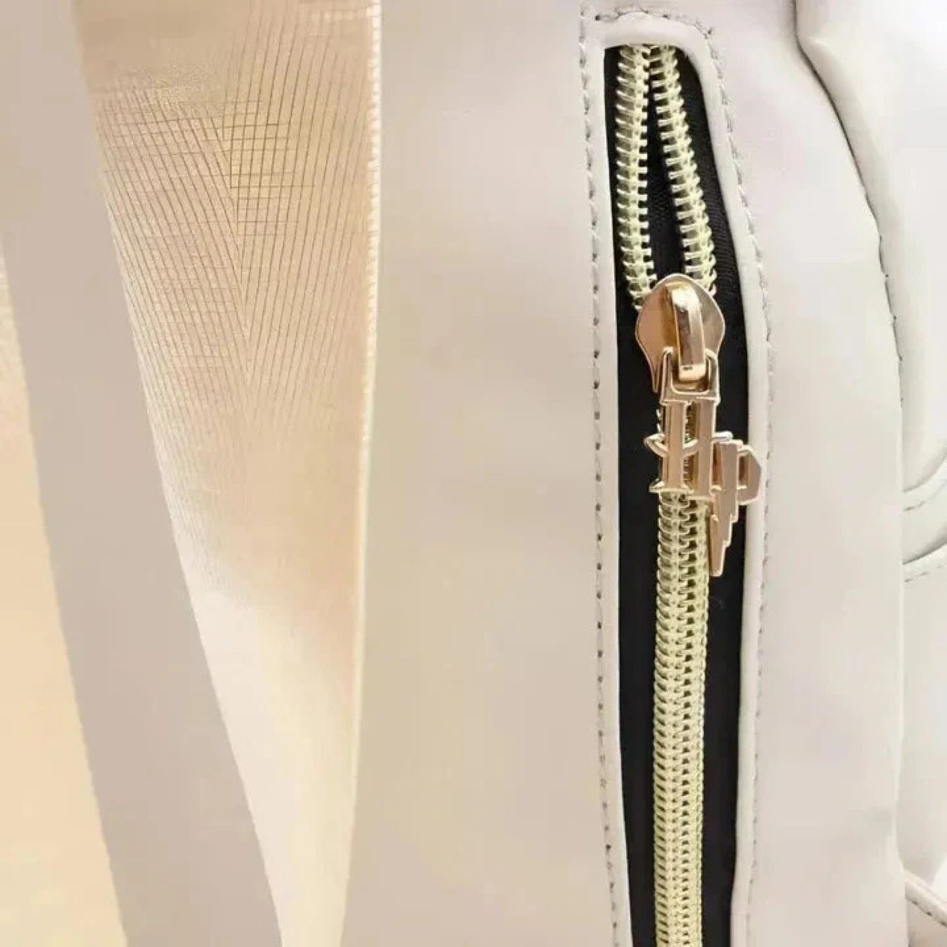 Hedwig with Letter Faux-Leather Ladies Bag (30*25*13 cm) with spacious & safety compartments | Harry Potter