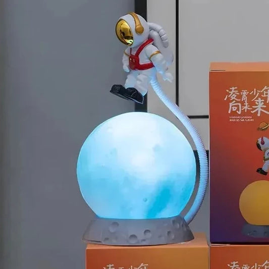 Space Walking Astronaut Lamp
