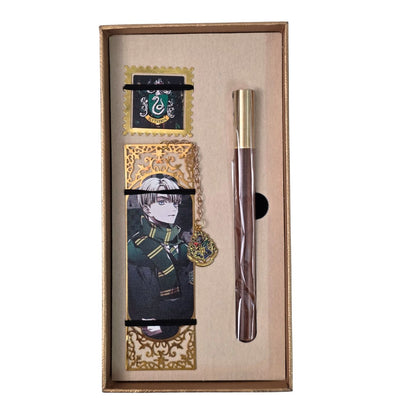 Harry Potter - Metal Bookmark & Wooden Pen Set