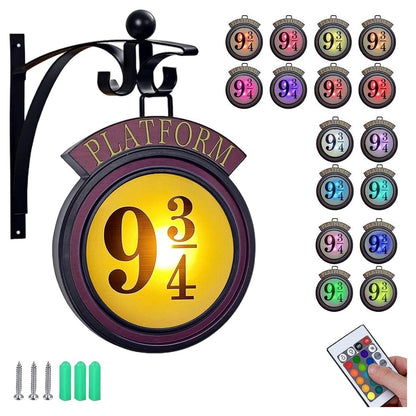 Platform 9 3/4 Hanging Wall Lamp (15 x 19 cm) | Harry Potter