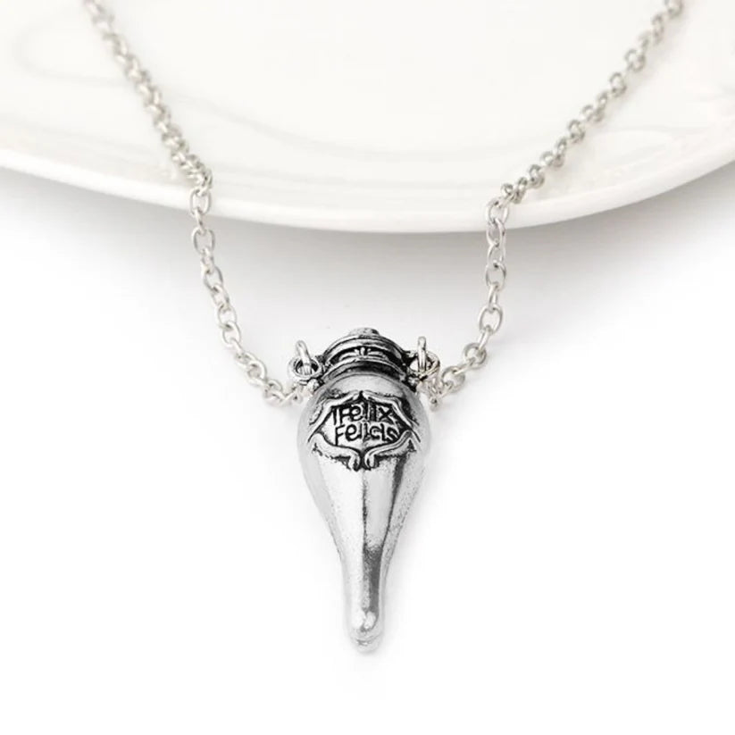 Harry Potter Metal Pendant Necklace (select variant)