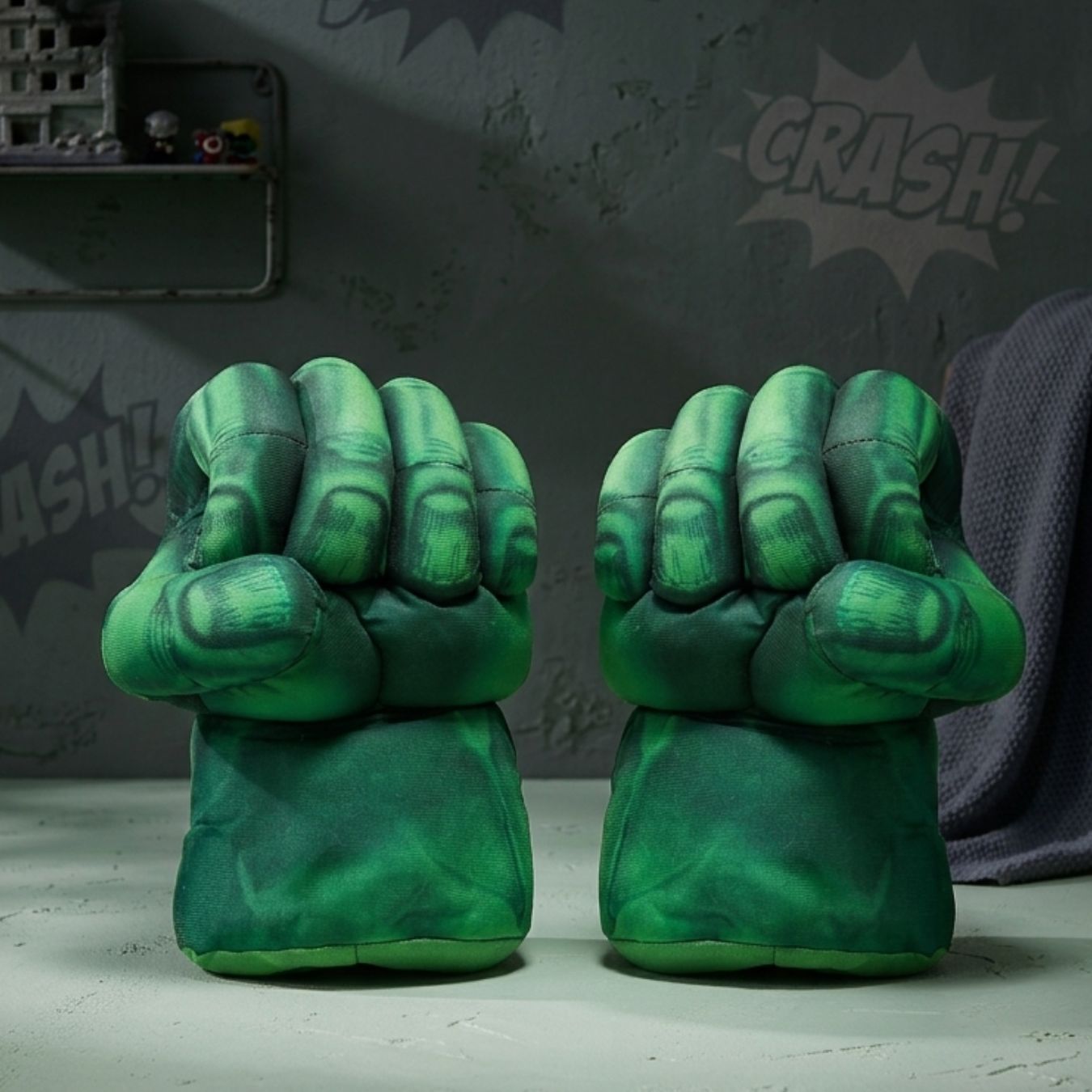 Marvel Hulk Plush Fists Pair (25 x 18 cm)