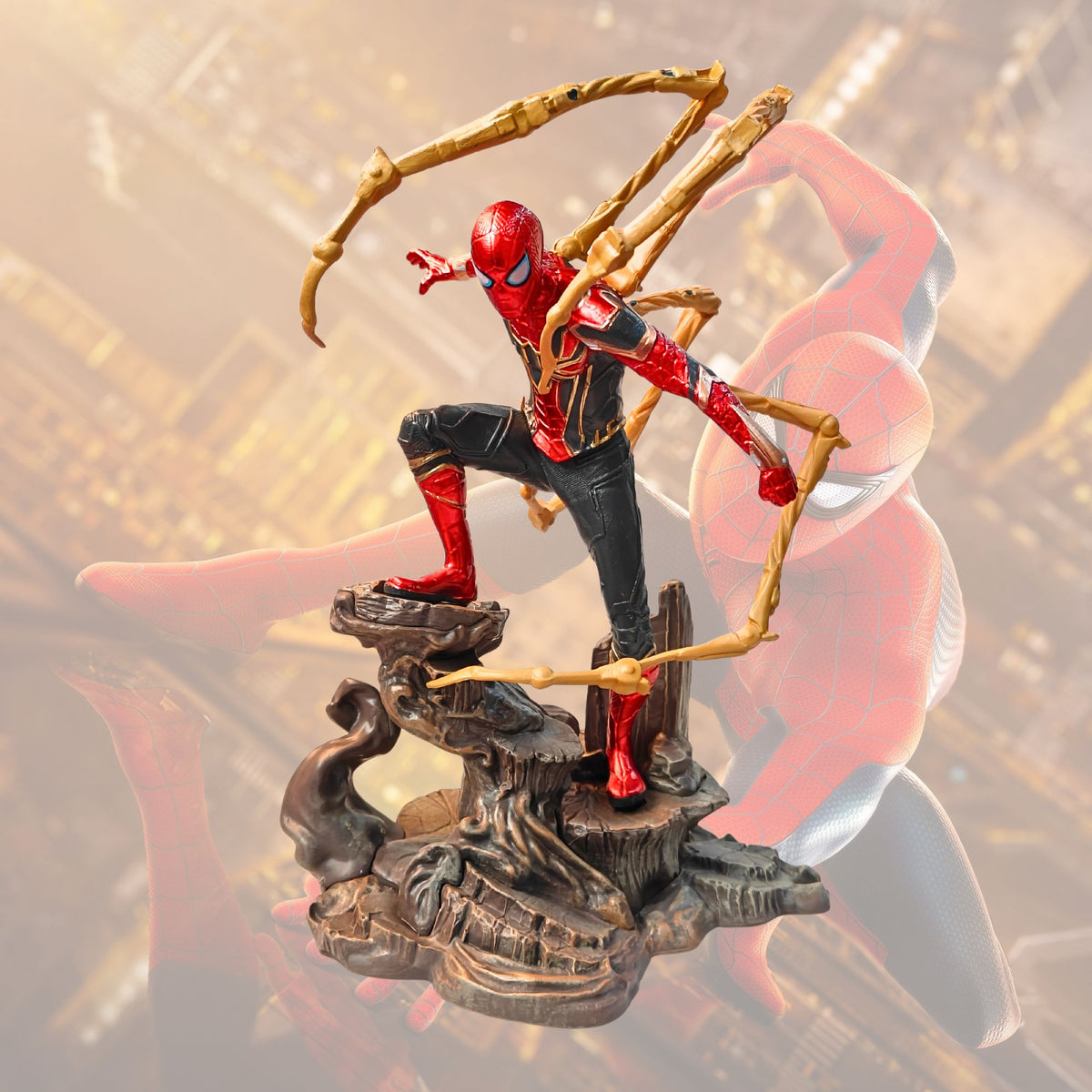 Spiderman Infinity War (25 cm)