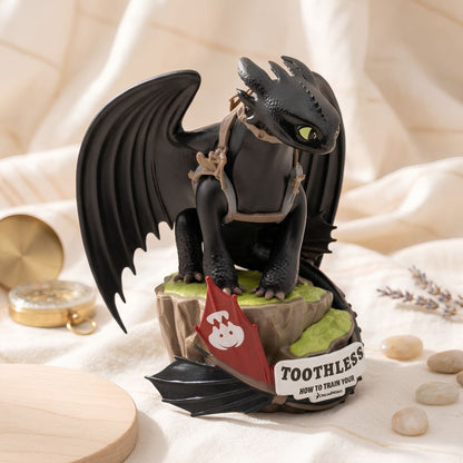 How to Train Your Dragon Toothless Collectible Diorama Figure (14 cm)